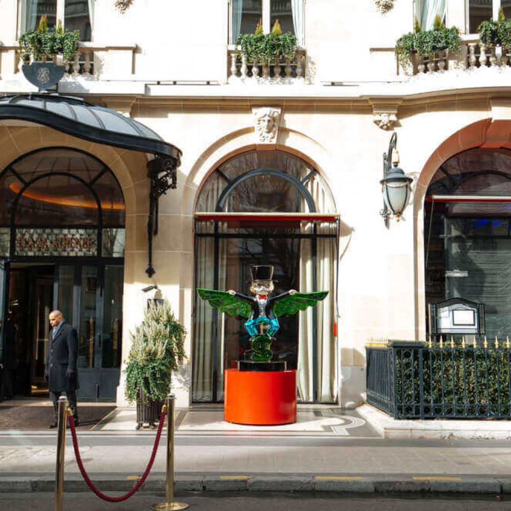 Eden Fine Art - Alec Monopoly - Plaza Athénée