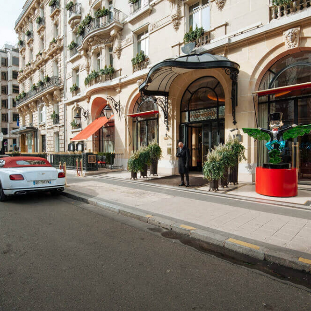 Eden Fine Art - Alec Monopoly - Plaza Athénée