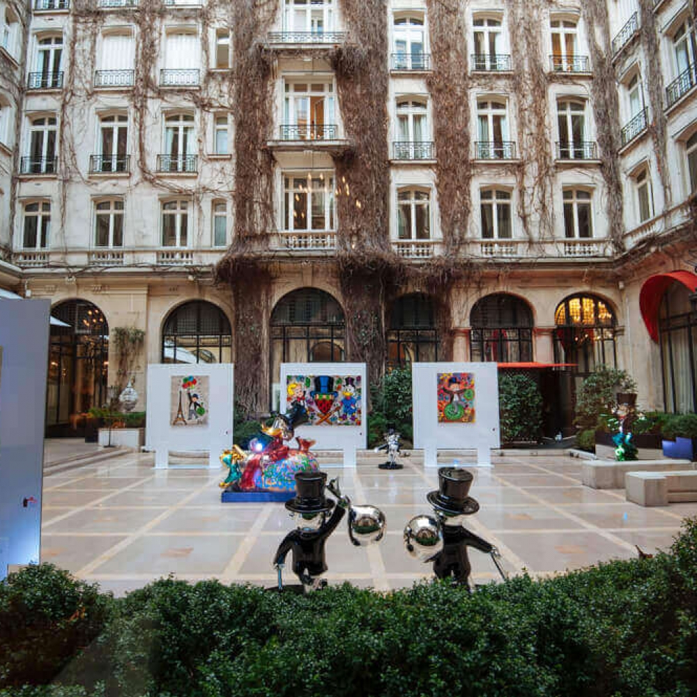 Eden Fine Art - Alec Monopoly - Plaza Athénée